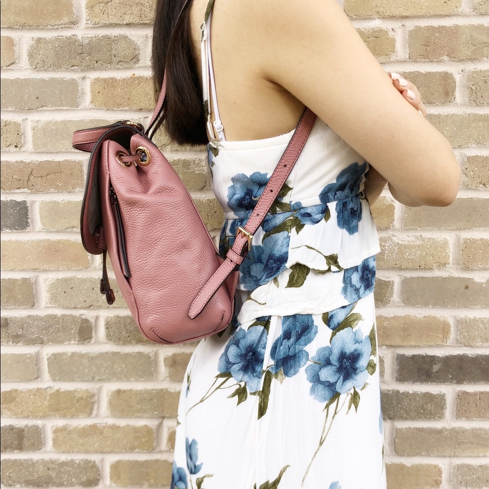Gaby’sBags👜💕- Michael Kors Leather Backpack Pink - Picture 5 of 8